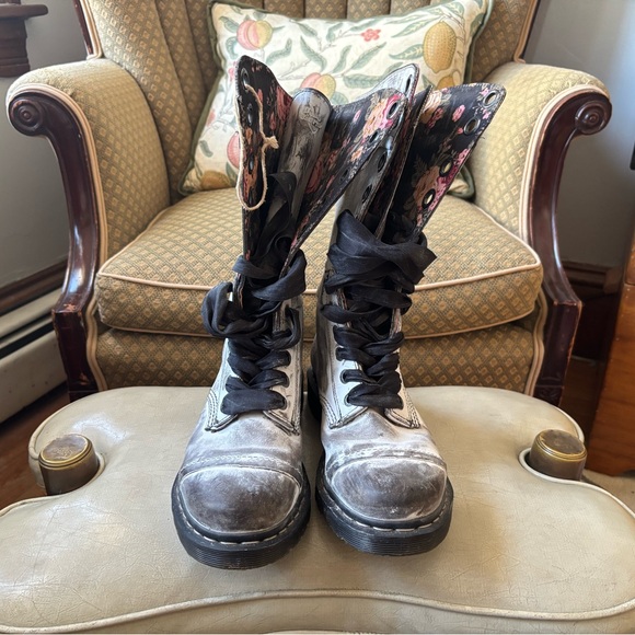 RARE Dr. Martens Triumph 1914 W Boot (Black) (KMNL722) UK 7 / US 9-9.5 - Picture 4 of 8